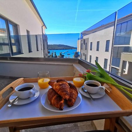 באניולה Black Pearl - Luxury Seaside App With Pool & Bbq, Istra מראה חיצוני תמונה
