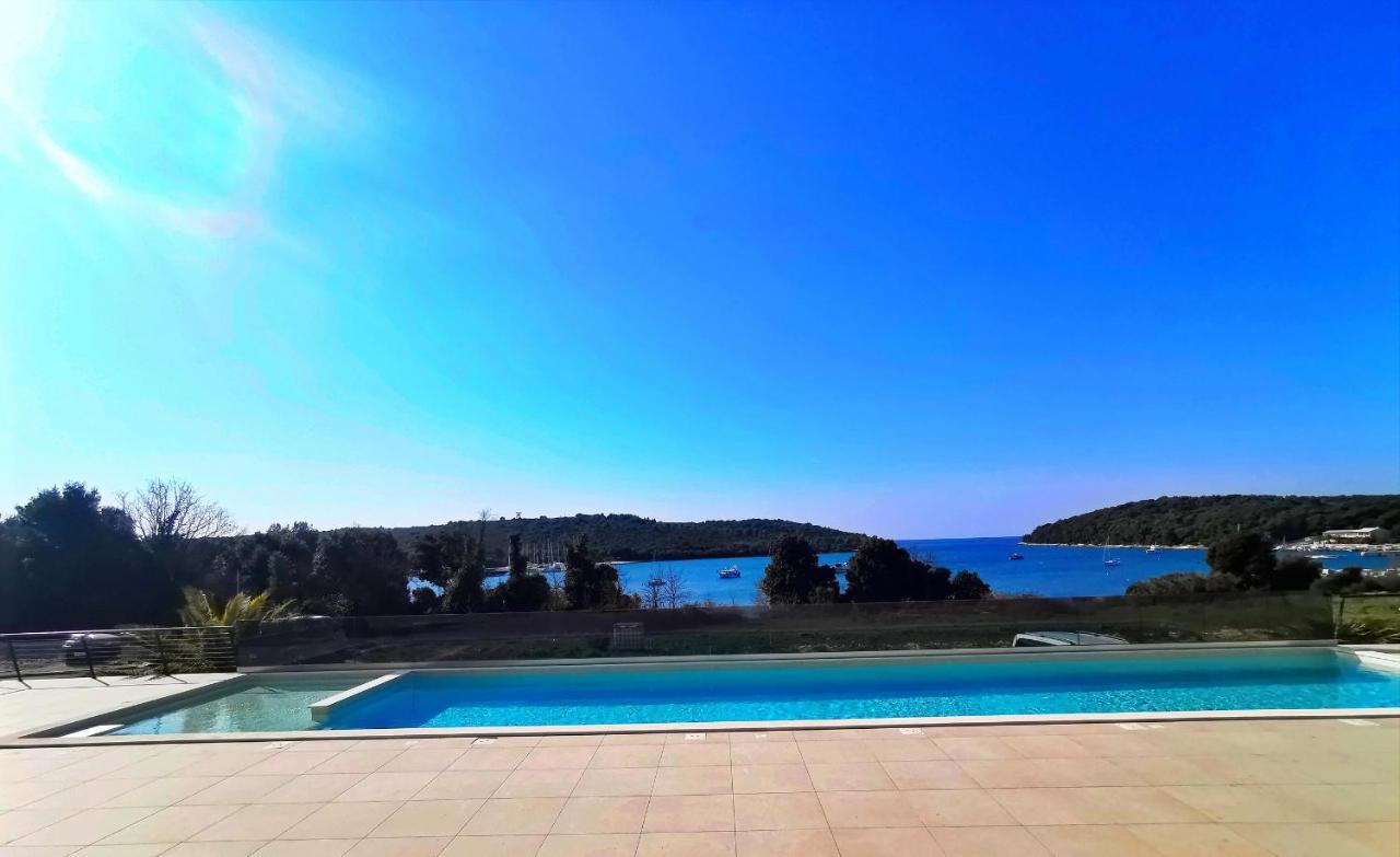 באניולה Black Pearl - Luxury Seaside App With Pool & Bbq, Istra מראה חיצוני תמונה
