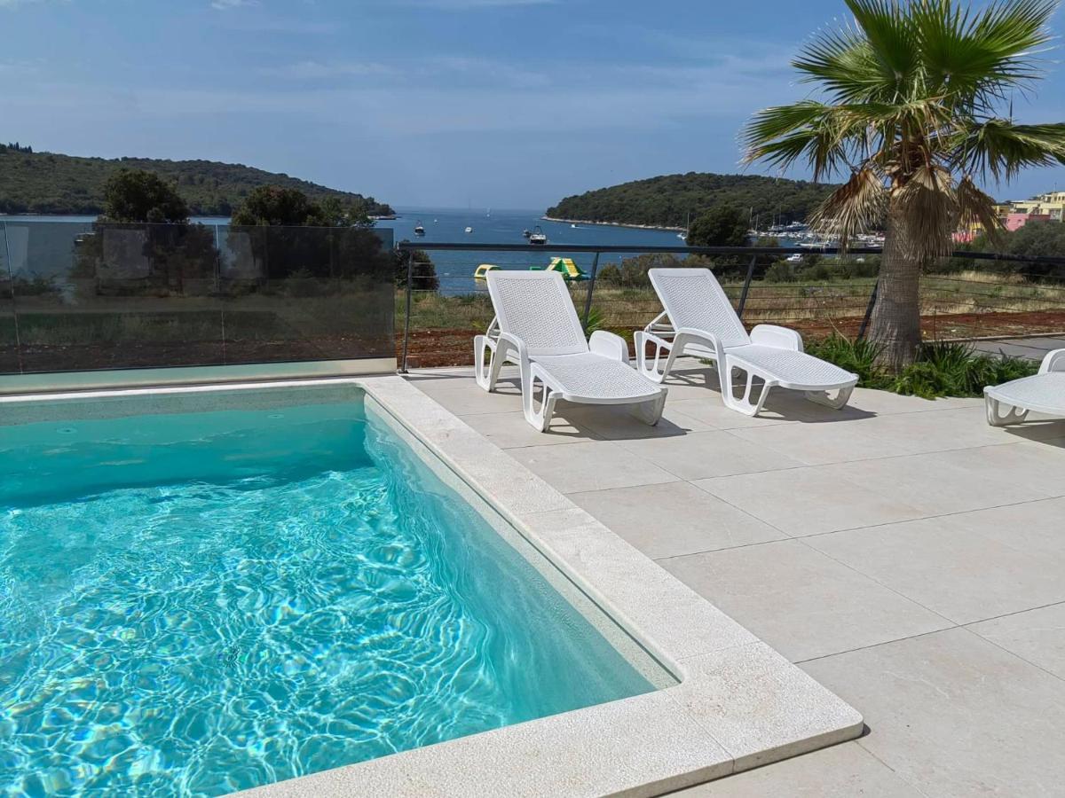 באניולה Black Pearl - Luxury Seaside App With Pool & Bbq, Istra מראה חיצוני תמונה